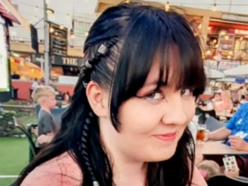 Tributes to 'kind and bubbly' 14-year-old Lilly Jones found dead in park