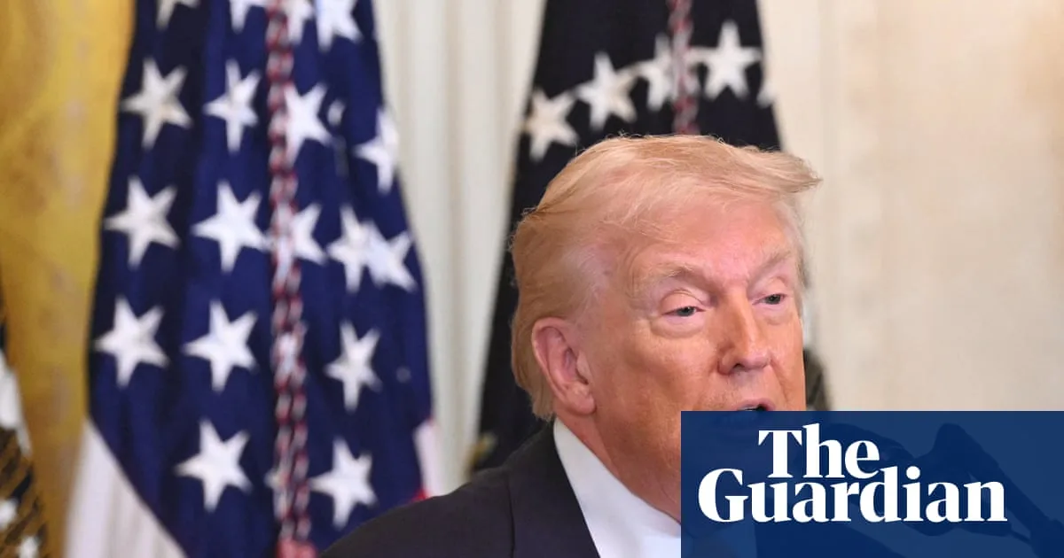 Trump Tells Starmer Chagos Islands Handover Is a 'Big Mistake'