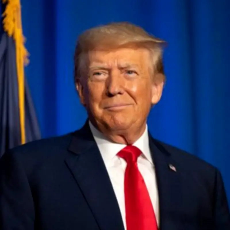 Trump Threatens Major Iran Strikes and Seizure of Oil Industry