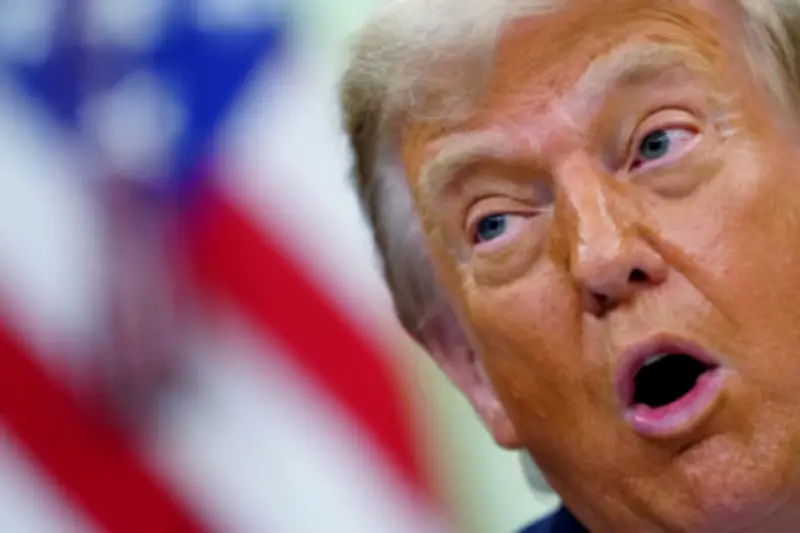 Trump Threatens Seizure of Iran's Oil Industry Amid Ongoing Strikes