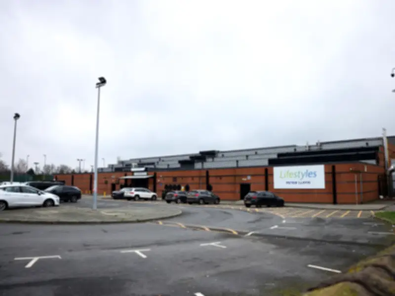 Tuebrook swimming pool full again, reopening imminent after years