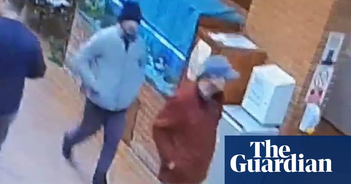 Two Prisoners Abscond From HMP Leyhill on New Year's Day