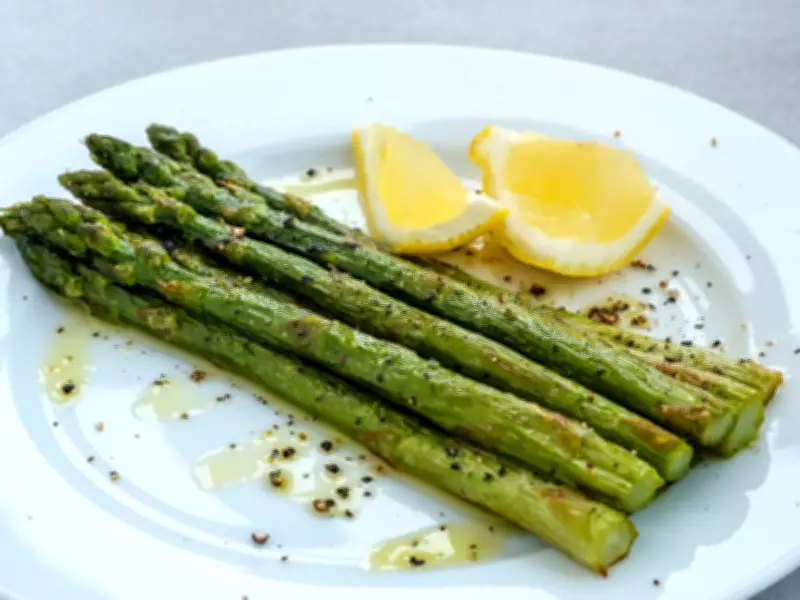 Two Simple Ingredients to Make Asparagus 'Proper Delicious'
