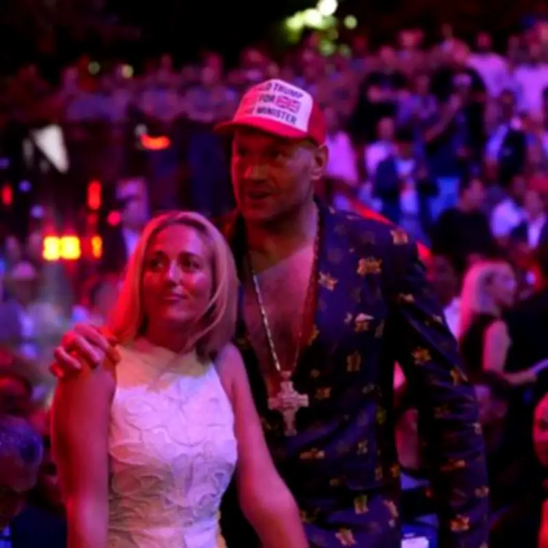 Tyson Fury Wears 'Trump for Prime Minister' Cap at White House UFC Event