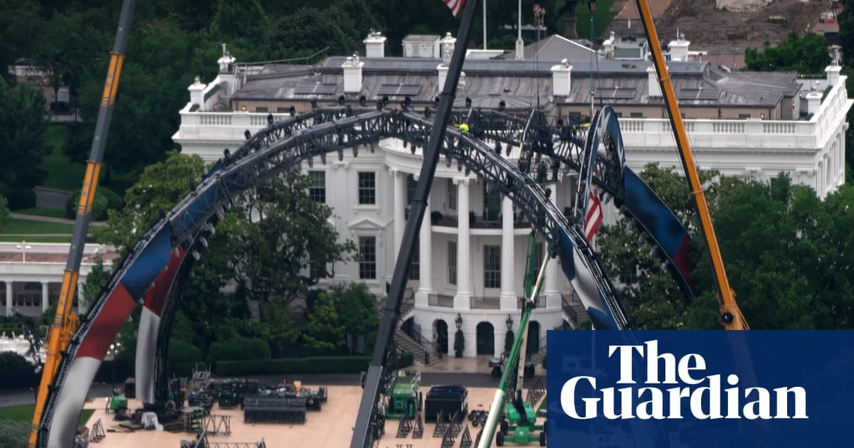 UFC Arena Construction Begins on White House Lawn for Trump’s 80th Birthday