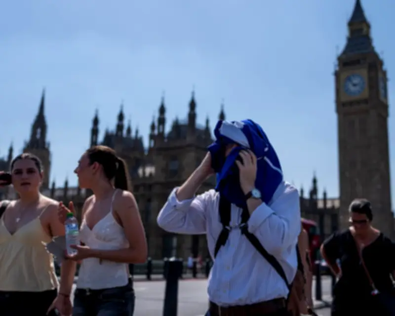 UK and Europe Swelter in Unprecedented June Heatwave