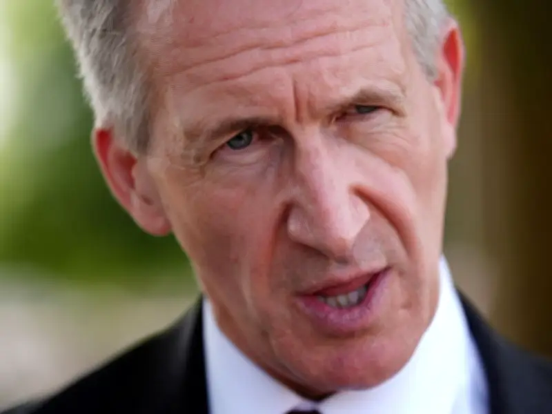 UK defence spending rises by £1.5bn after Healey quits over funding gap