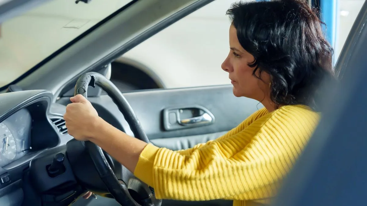 UK Drivers Face £3,699 Repair Cost as Insurance Holds Steady