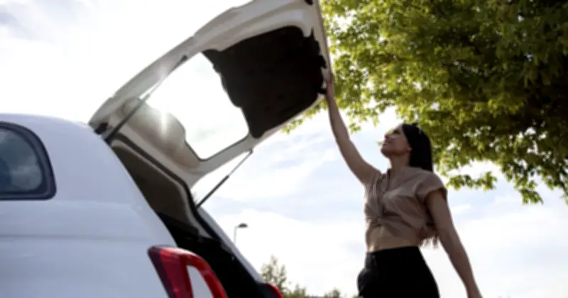 UK Drivers Urged to Remove 7 Items from Cars Before Thursday Heatwave