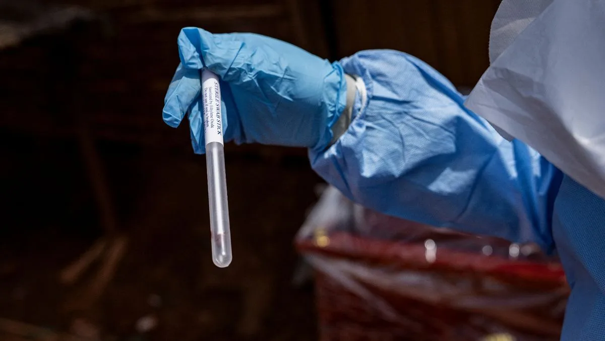 Foreign Office Issues Ebola Travel Warnings for Three Countries