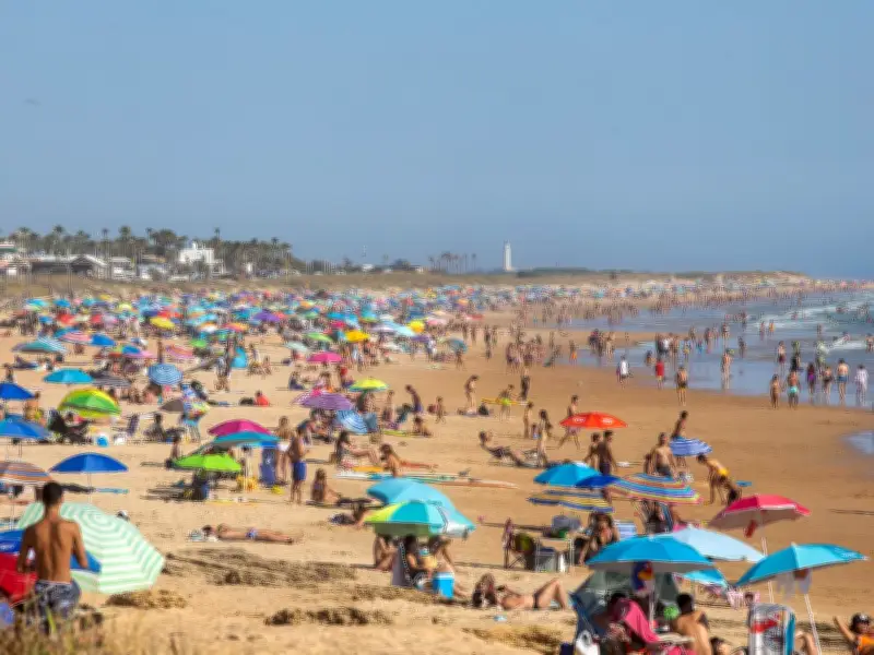 UK Foreign Office Warns Families About Child Safety in Spain This Summer