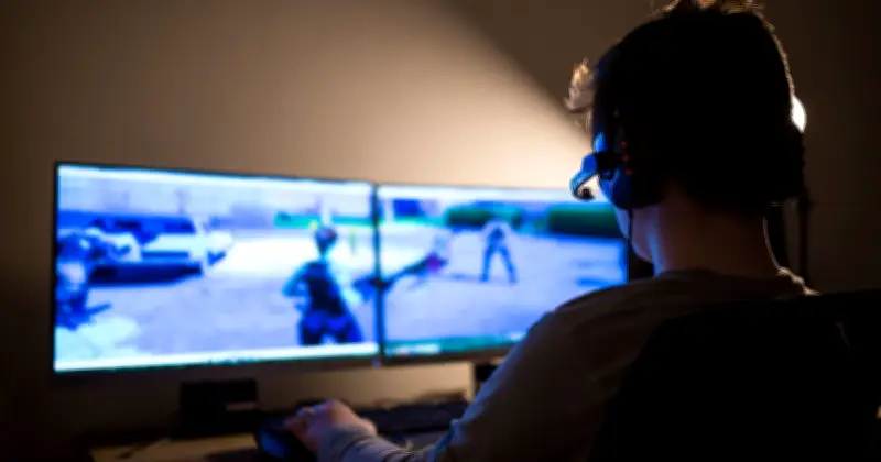 UK Government Social Media Ban for Under-16s to Impact Gaming Platforms Like Roblox