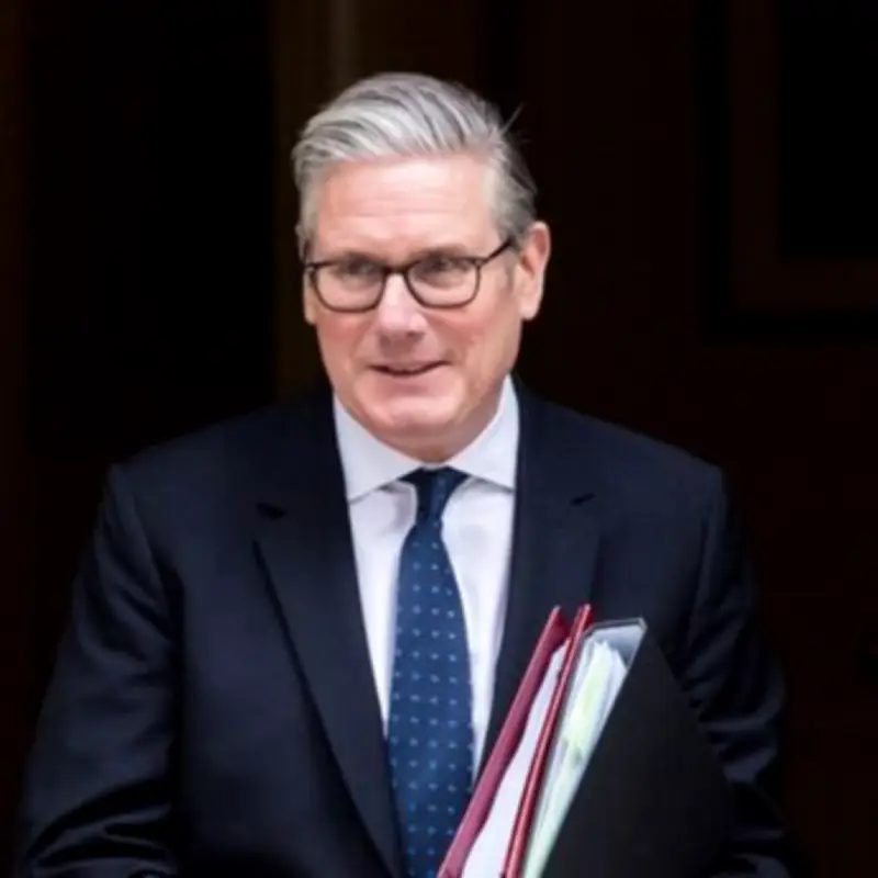 UK Government Updates on Social Media Ban and Curfew for Teens