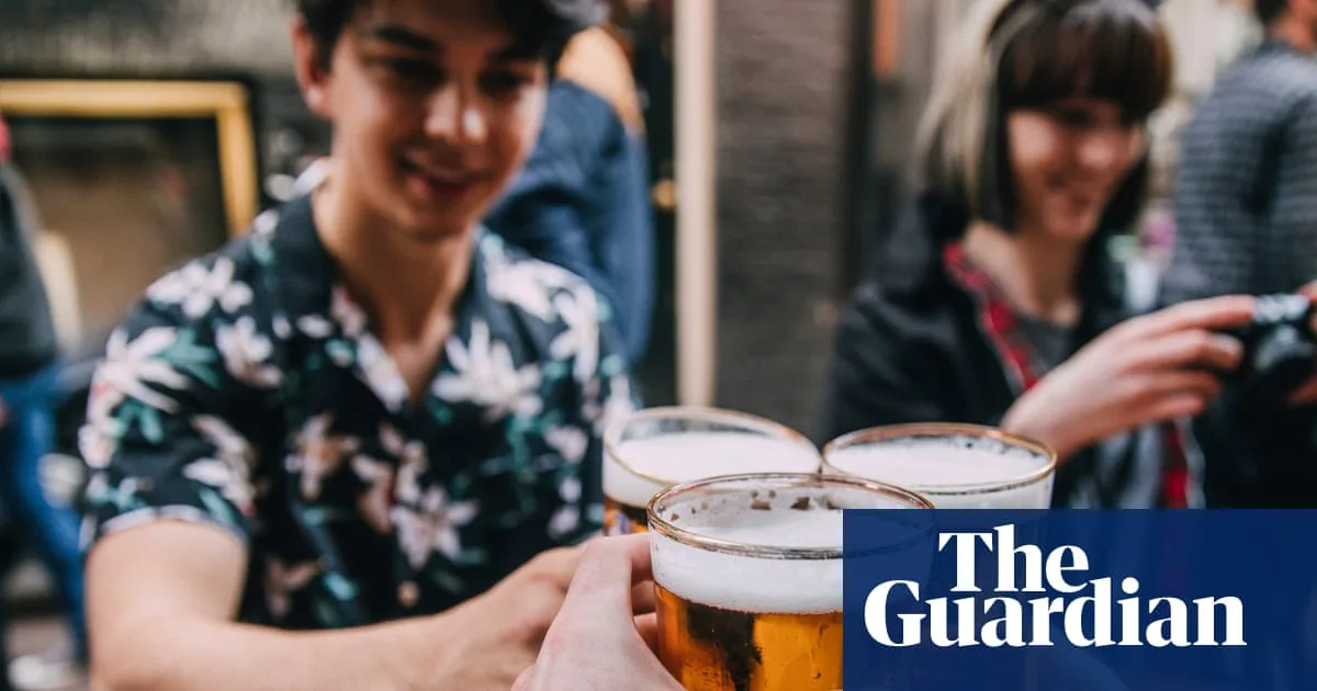 UK Healthy Life Expectancy Drops, Thinktank Urges Alcohol Pricing