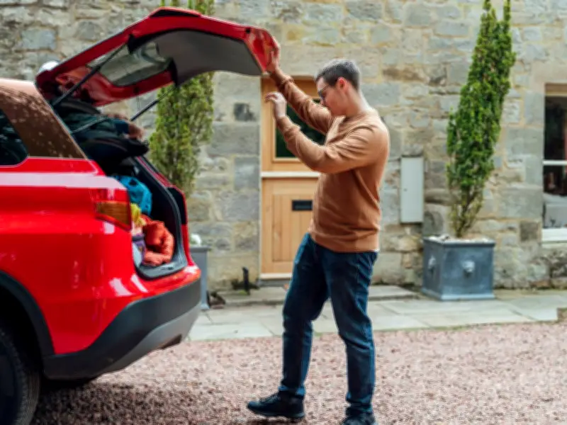 UK Heat Alert: Drivers Urged to Remove Items from Cars as Temperatures Soar