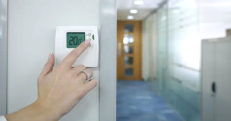 UK Heatwave: Can You Legally Stop Working at 39C? Lawyer Explains Rights