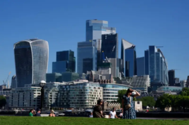 UK Heatwave: What Temperature Is Too Hot to Work Under Law?
