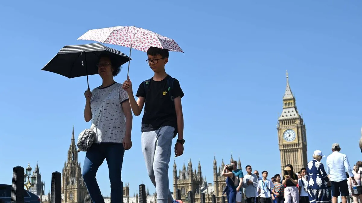 UK Bank Holiday Heatwave: Temperatures to Exceed Seychelles
