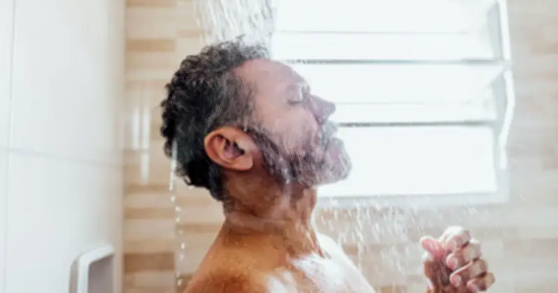 UK Households Warned: Cold Showers During Heatwave May Backfire