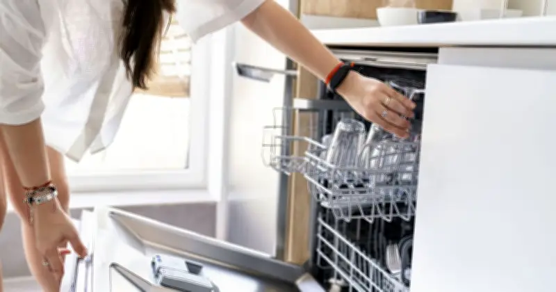 UK Households Warned: Stop Putting Cooking Oil in Dishwasher