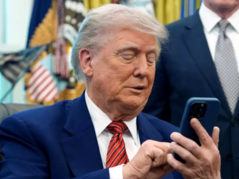 UK Minister Defies White House Pressure Over Social Media Ban for Kids