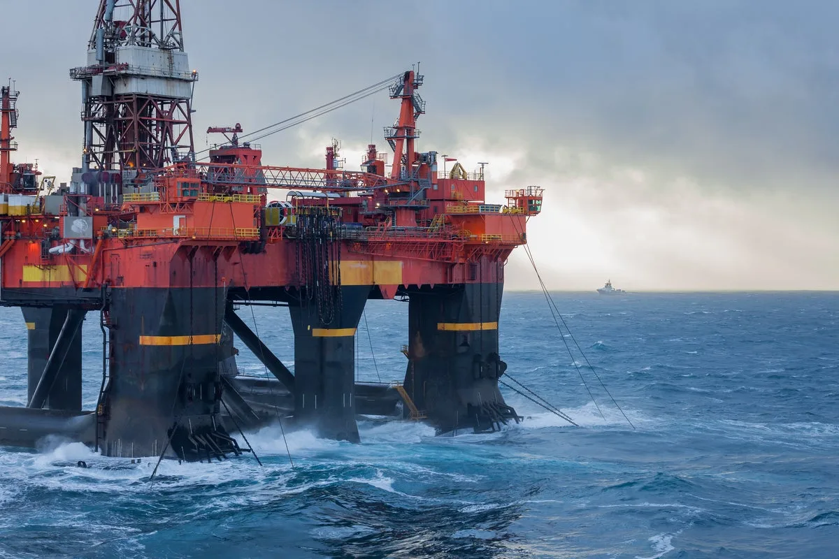 UK Must Drill in North Sea to Strengthen Energy Supply, Report Warns