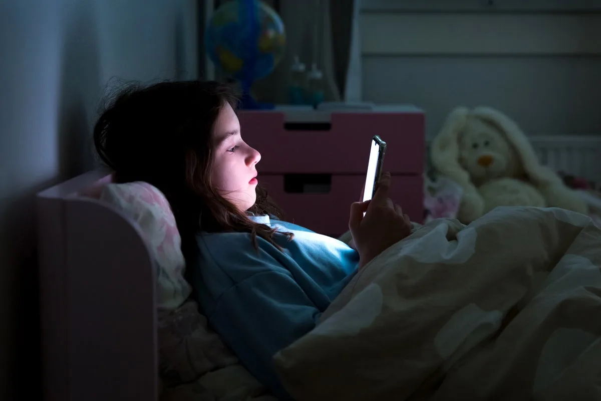 Britons waste nearly five years of life on mindless phone scrolling