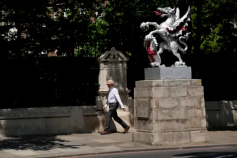 UK Records Hottest June Day at 36.7°C as Heatwave Continues