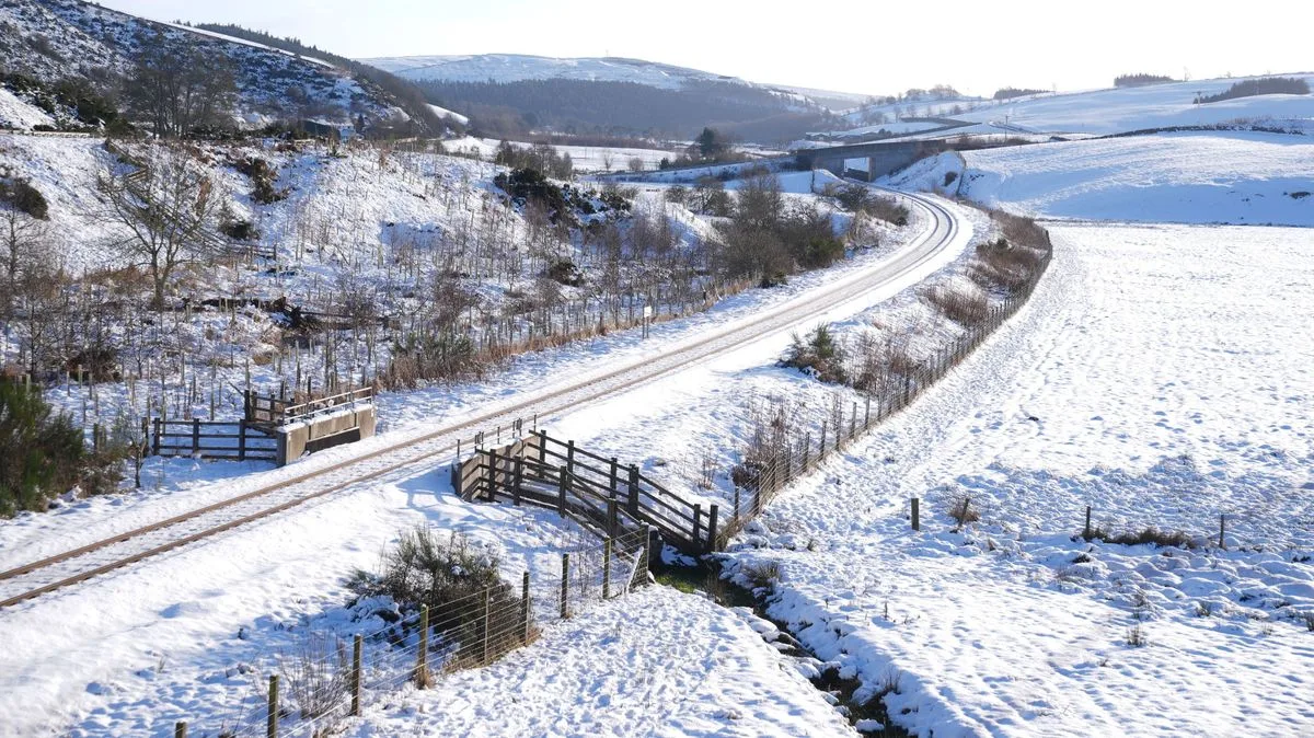 May Snow Alert: 45 UK Counties Bracing for Wintry Conditions