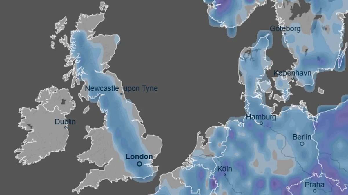 UK Snow Bomb: One Inch Per Hour Forecast in Days