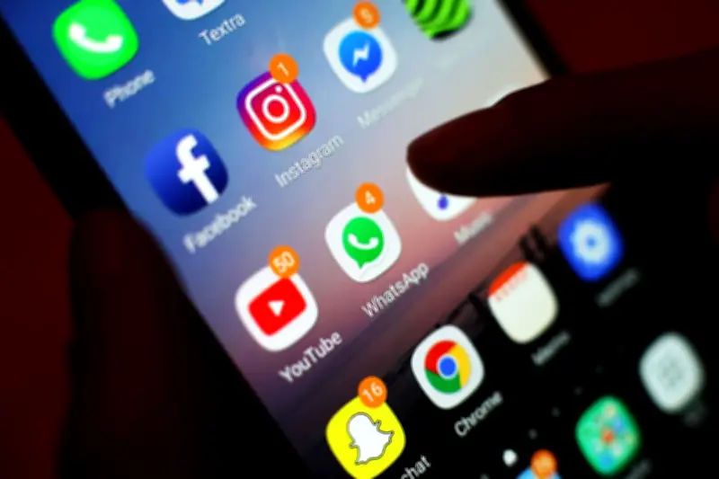 UK Social Media Ban for Under-16s Hailed as Watershed Moment for Child Protection