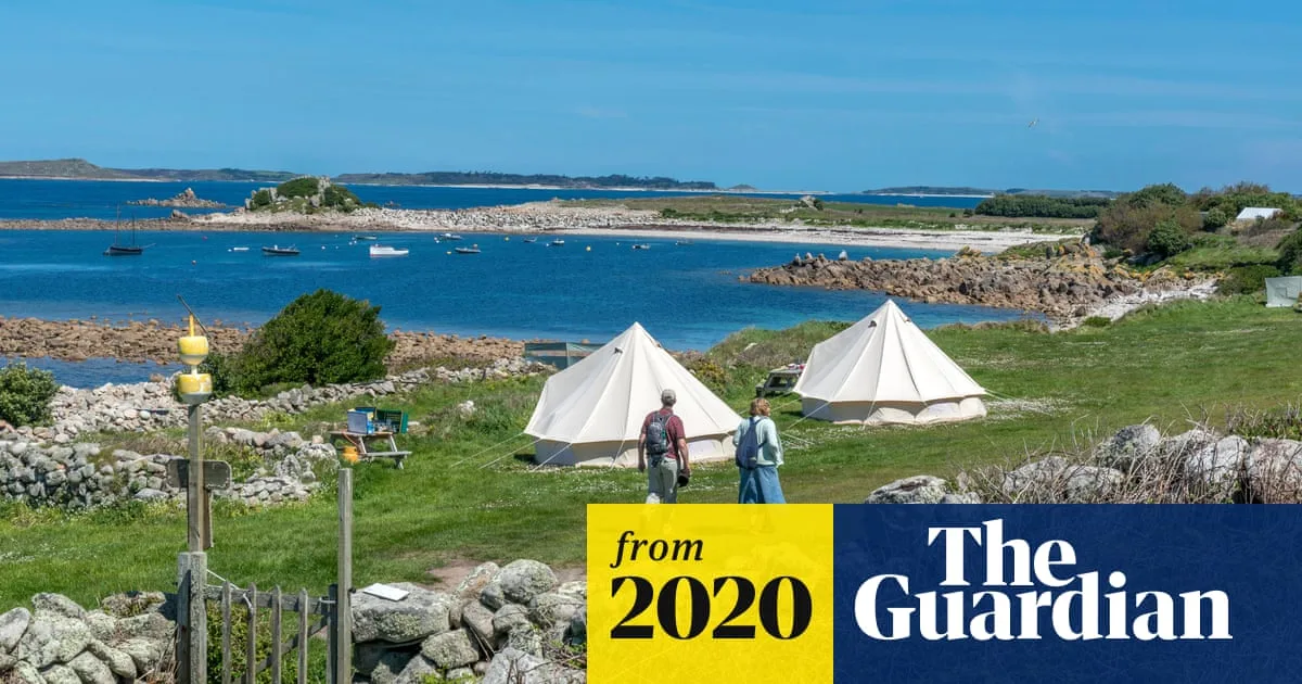 Staycation Boom: Holiday Bookings Surge After PM's Announcement