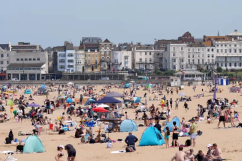 UK Temperatures Could Soar to 30C Next Week, Met Office Says