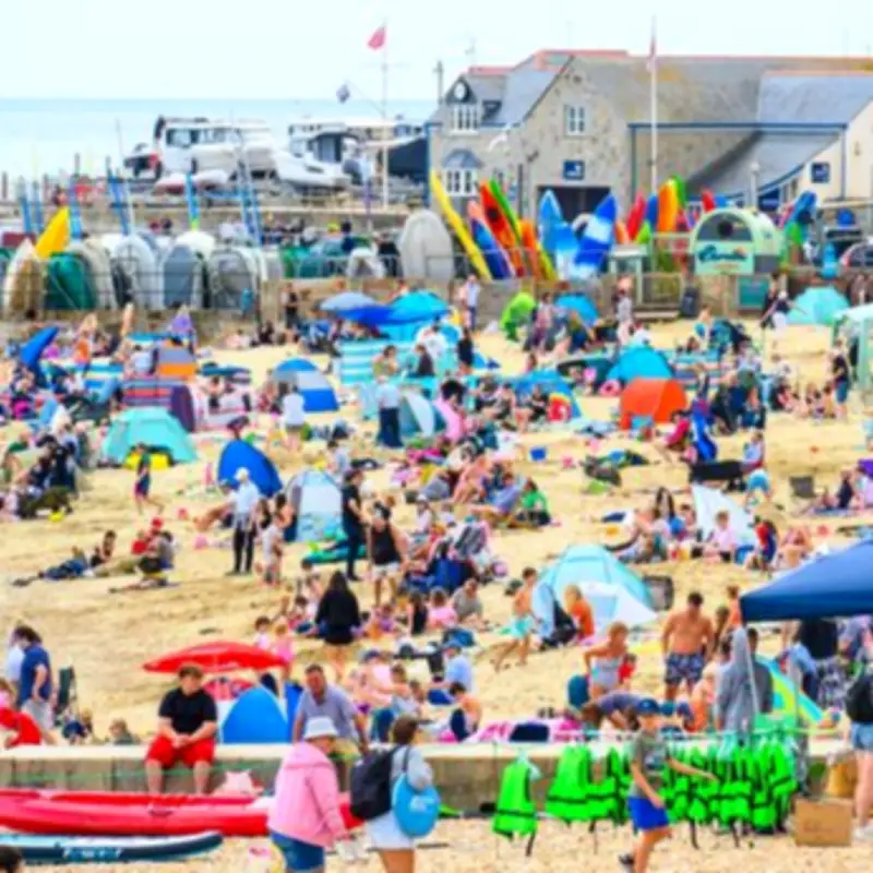 UK to Outshine Mediterranean with 30C Heat Bubble Heatwave