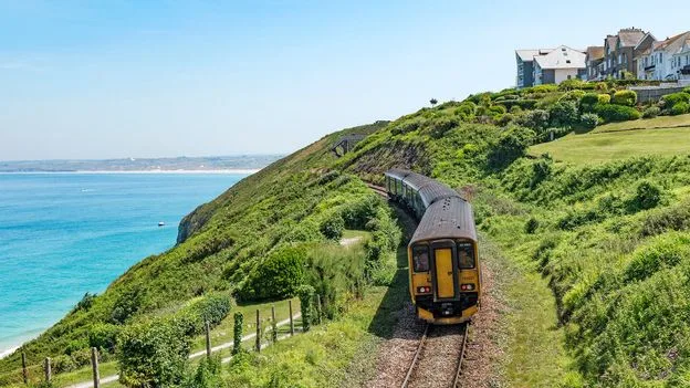 Britain's Five Best Slow Train Journeys Revealed for Rail Bicentenary