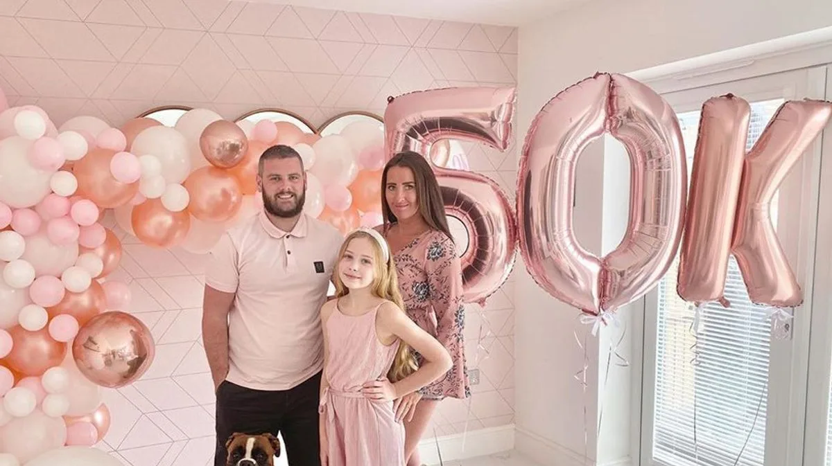 Mum Spends £50,000 Turning Home into Pink Paradise