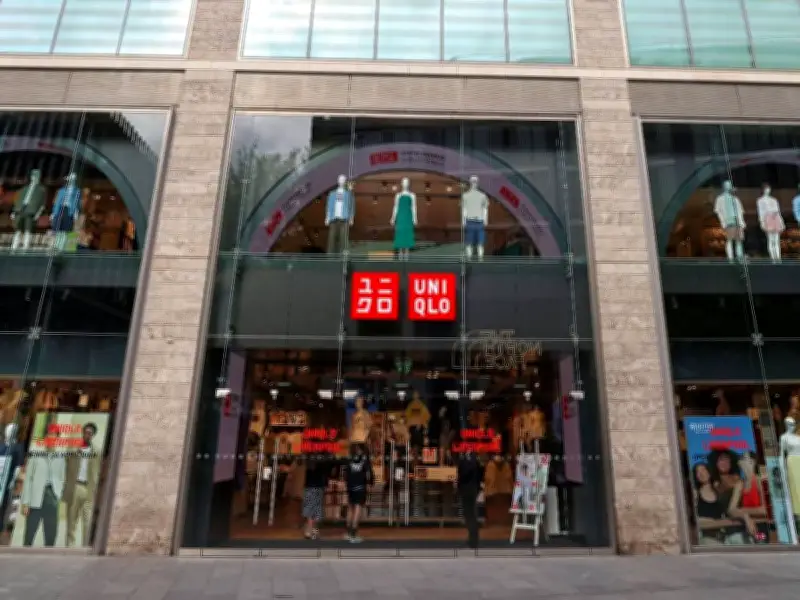 Uniqlo's £34 Linen Jacket: Summer Must-Have with 4.8 Rating