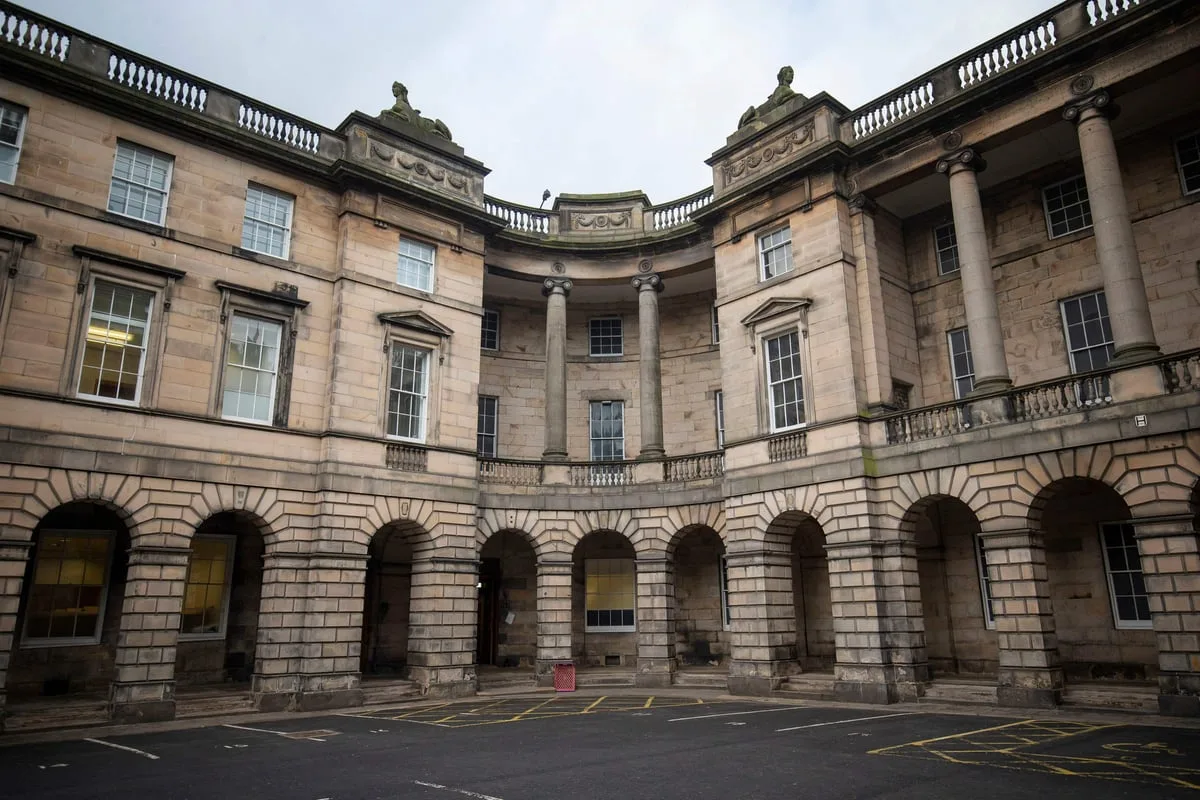 Unisex School Toilets Ruled Discriminatory Against Girl, 5