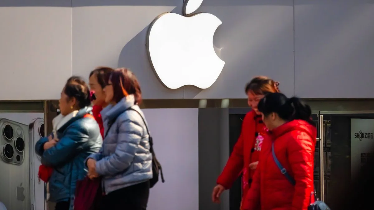 Apple Warns UK Users of Sophisticated iPhone Scams Draining Bank Accounts