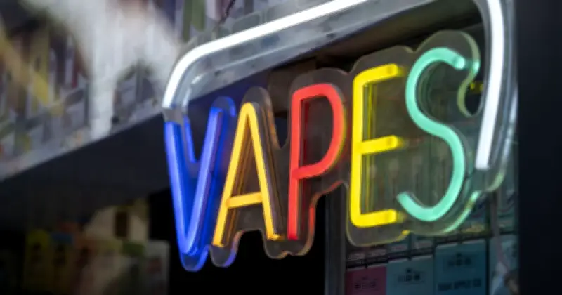 Vape Shops Symbolise High Street Decline, Poll Finds