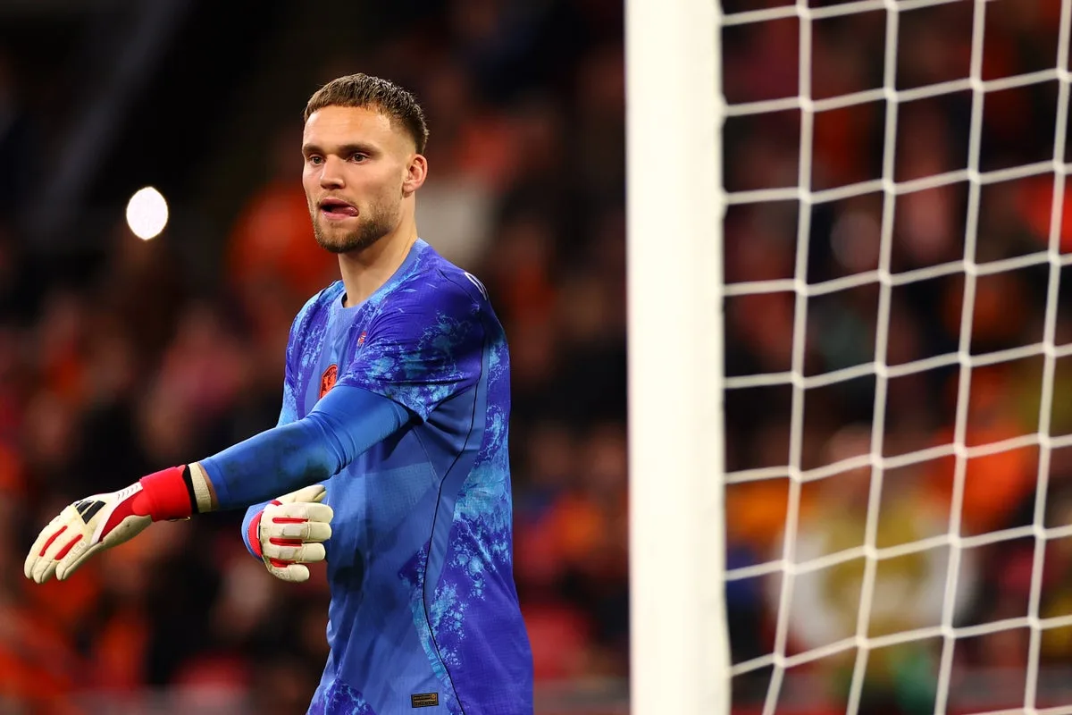 Verbruggen: Dutch Defence Among Best Can Win World Cup
