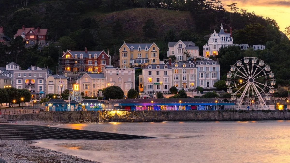 Welsh Seaside Town Loved by Olivia Rodrigo Boasts Britain's Oldest Punch and Judy Show