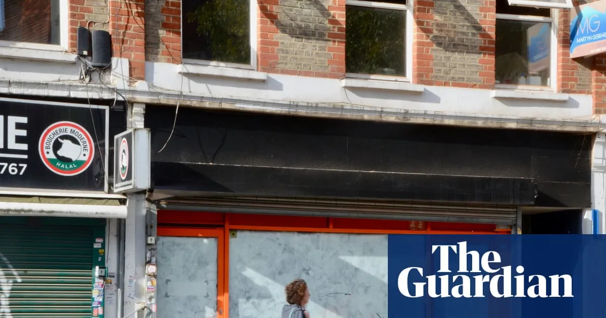 Readers Debate How to Revive Britain’s High Streets