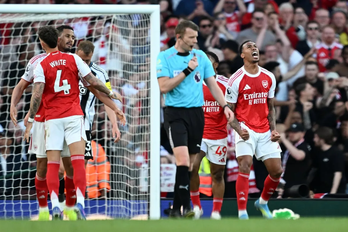 Paul Merson: Arsenal Will Win Premier League If They Beat Fulham