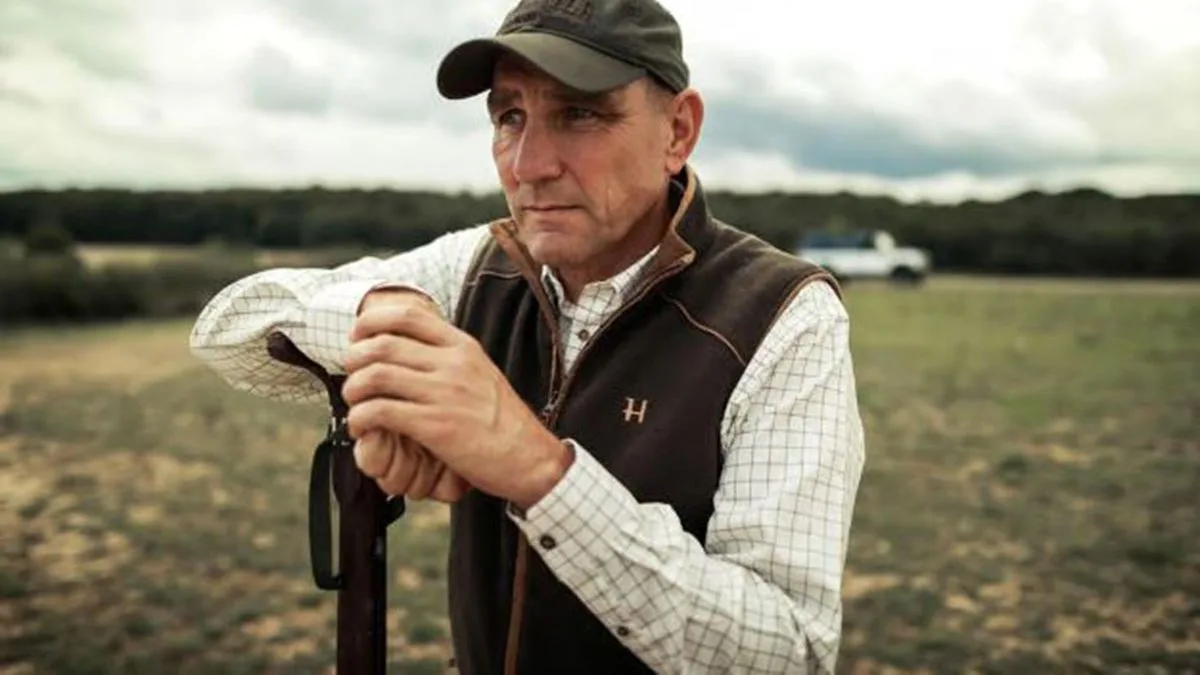 Vinnie Jones Opens Up About 'Fear of Crumbling' After Losing Mother and Wife