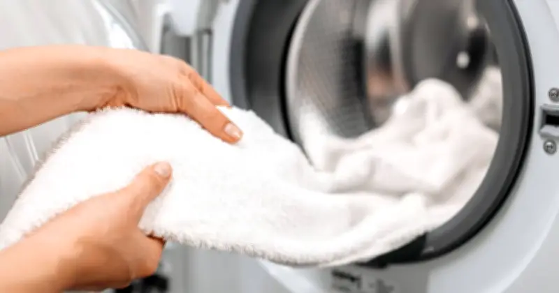 Vodka Eliminates Musty Towel Odors: Simple Laundry Hack