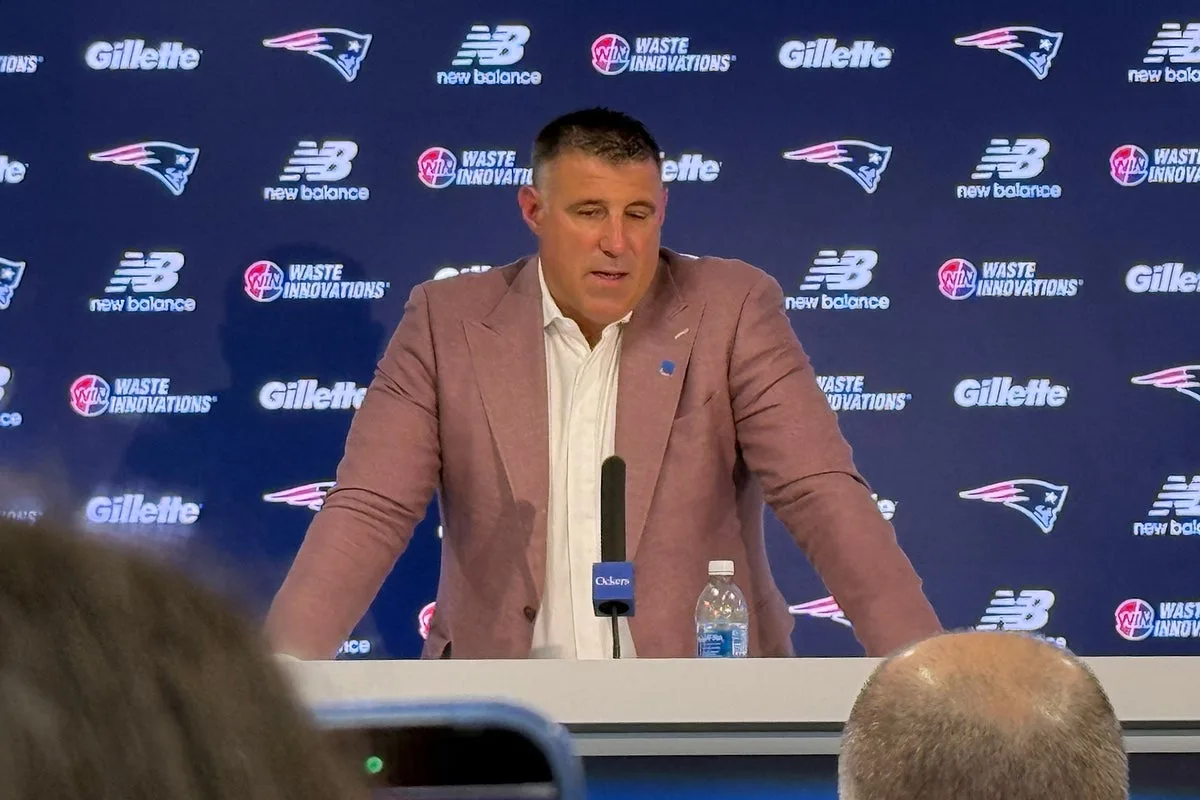 Vrabel Takes Accountability for 'Distraction' Amid Photo Scandal