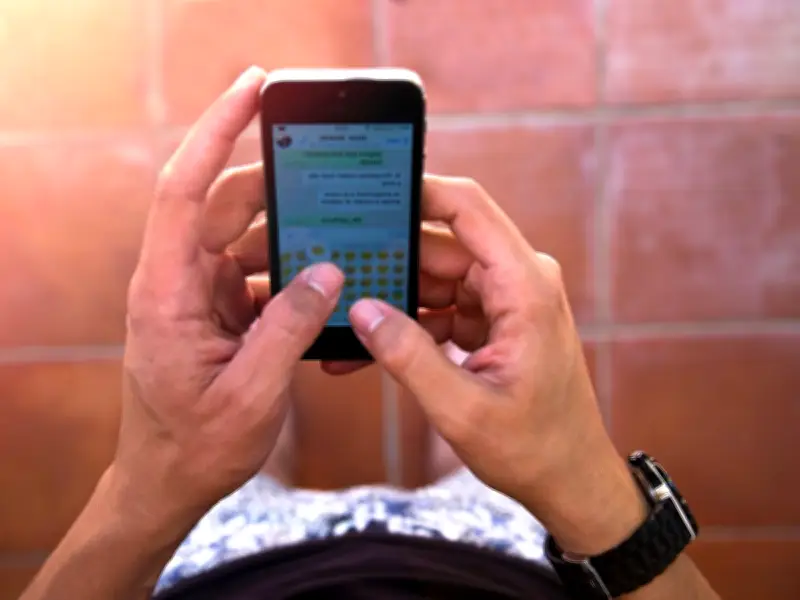 Warning Over WhatsApp for Professional Communication: Legal Risks