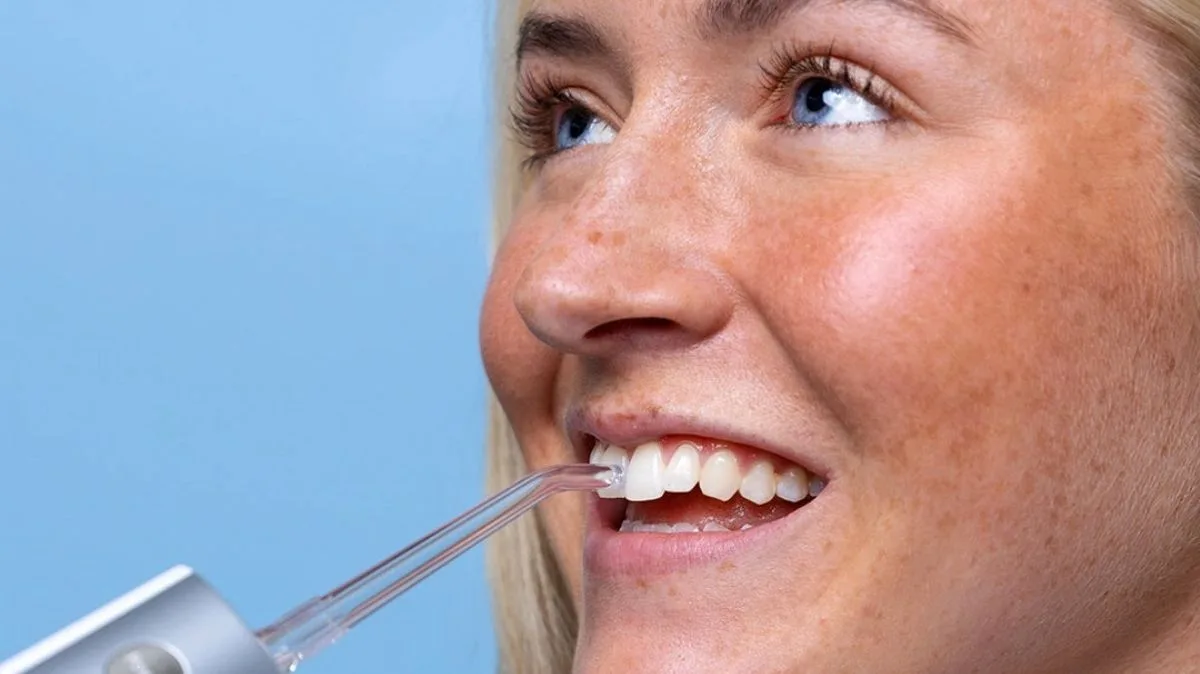 Water Flosser With UV Steriliser Gets 33% Off Sale
