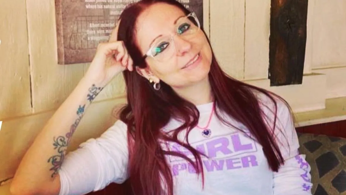 'I Thought I Was Going to Die': Woman Left Vomiting Blood After Buying Weight-Loss Jabs Online